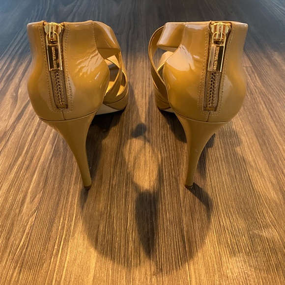 MICHAEL by Michael Kors Nude Heels Size 11 - Picture 2 of 9